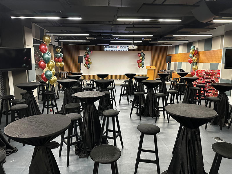 Bistro Masası Kiralama